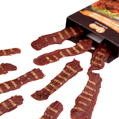 Recompense pentru câini MAVSY, steak din carne de cerb cu rosii uscate pe un pat de dovleac, 100 g